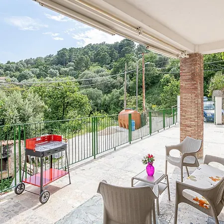 Beautiful In With Kitchen Tatil Evi