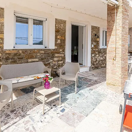 Beautiful In With Kitchen Montecorice